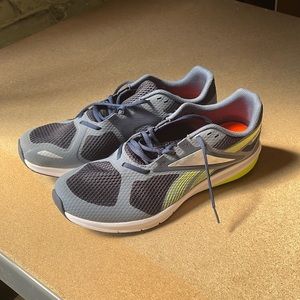 Mens reebok sneaker size 12